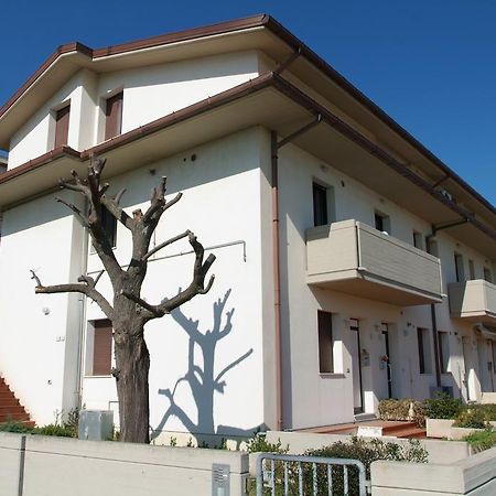 Apartment Schiavoni ฟาโน ภายนอก รูปภาพ